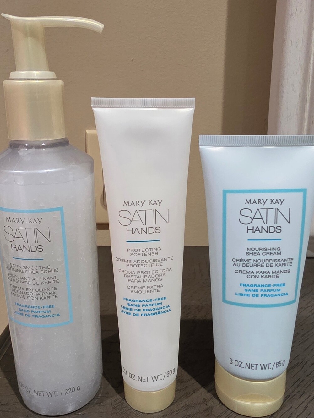 Mary Kay Satin Hands Trio - White and Light Blue Accents